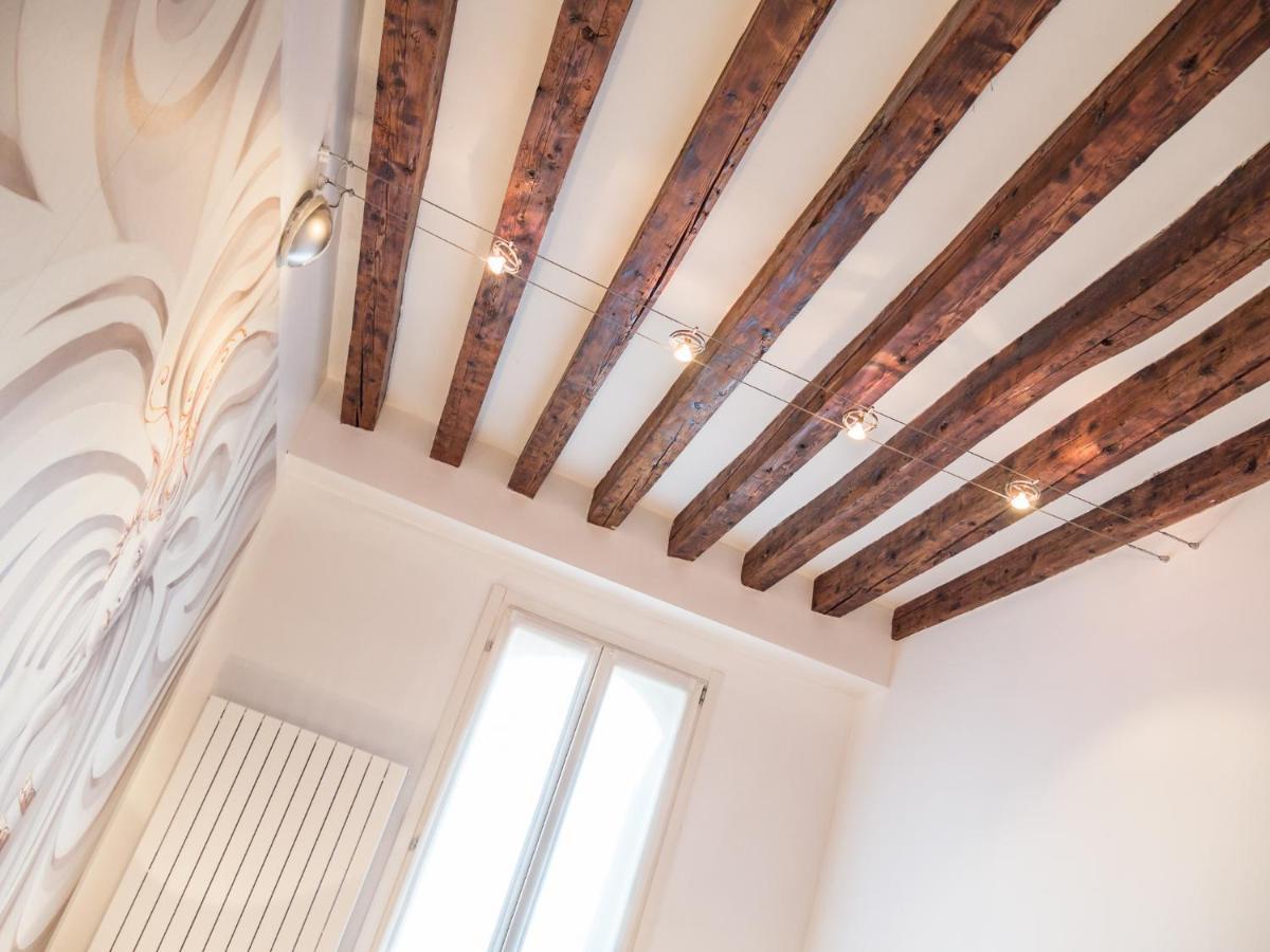 San Polo Design Apartments By Wonderful Italy Venecia Exterior foto